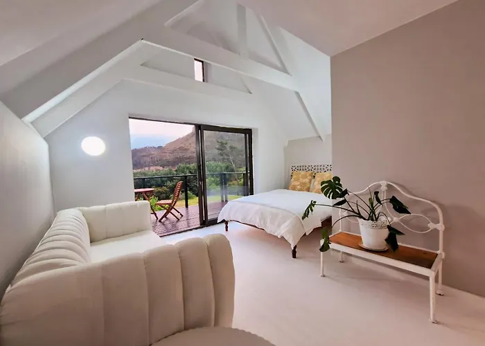 Bestplaceever-Luxury Two-Story Apartment With Vineyard Views