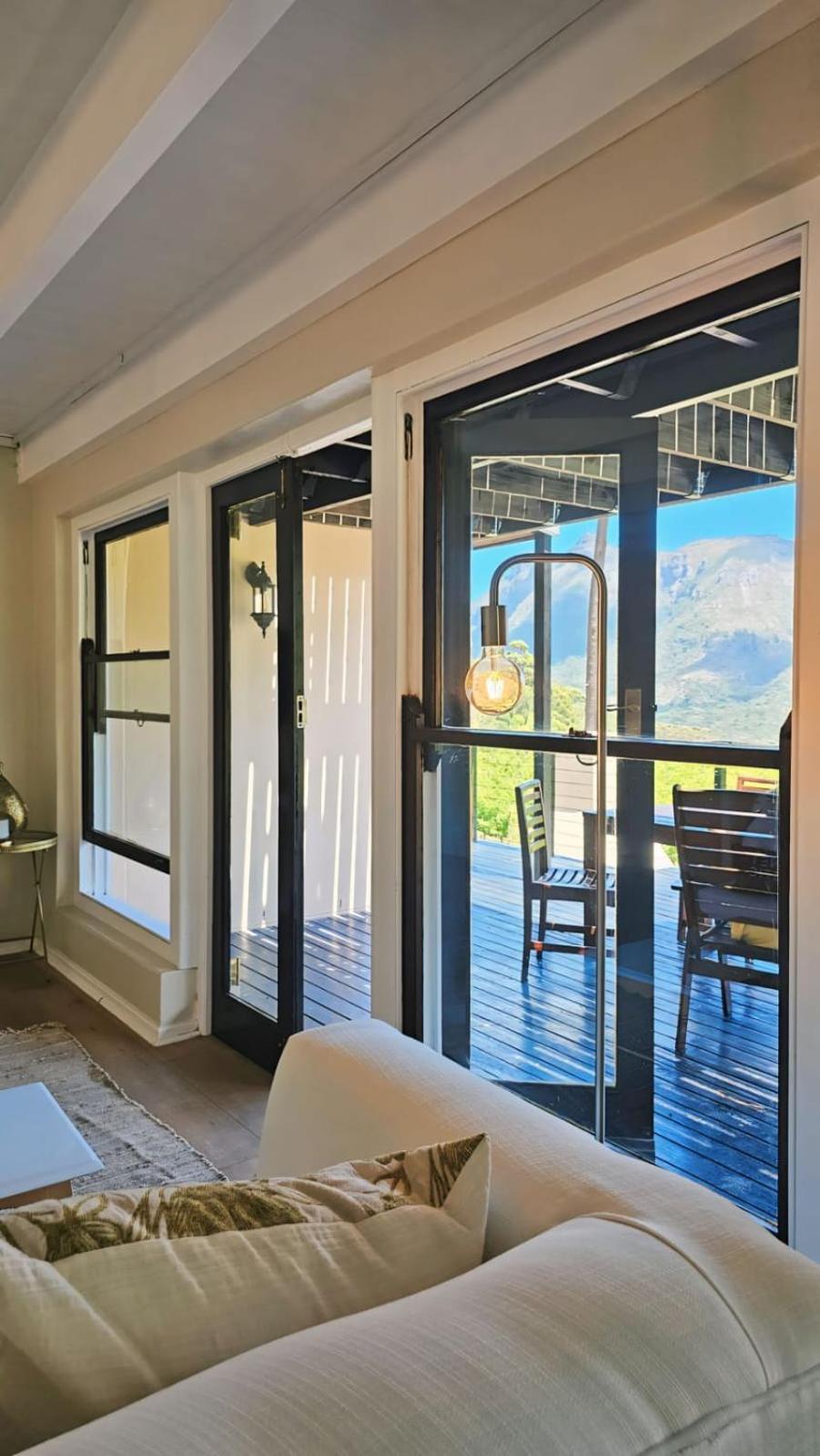 Bestplaceever-luxury Two-story With Vineyard Views Apartment